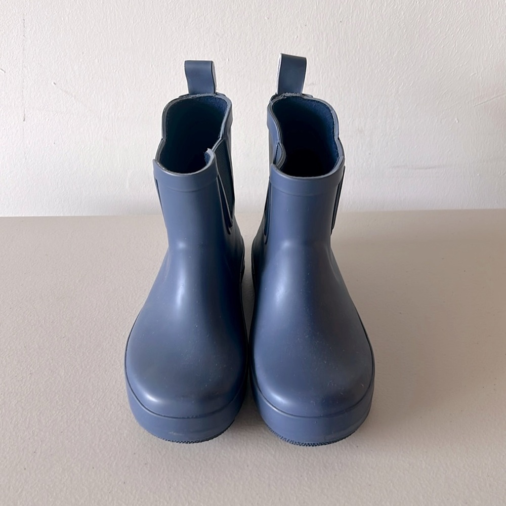 Cat & Jack Ankle height Rain Boots - size 11